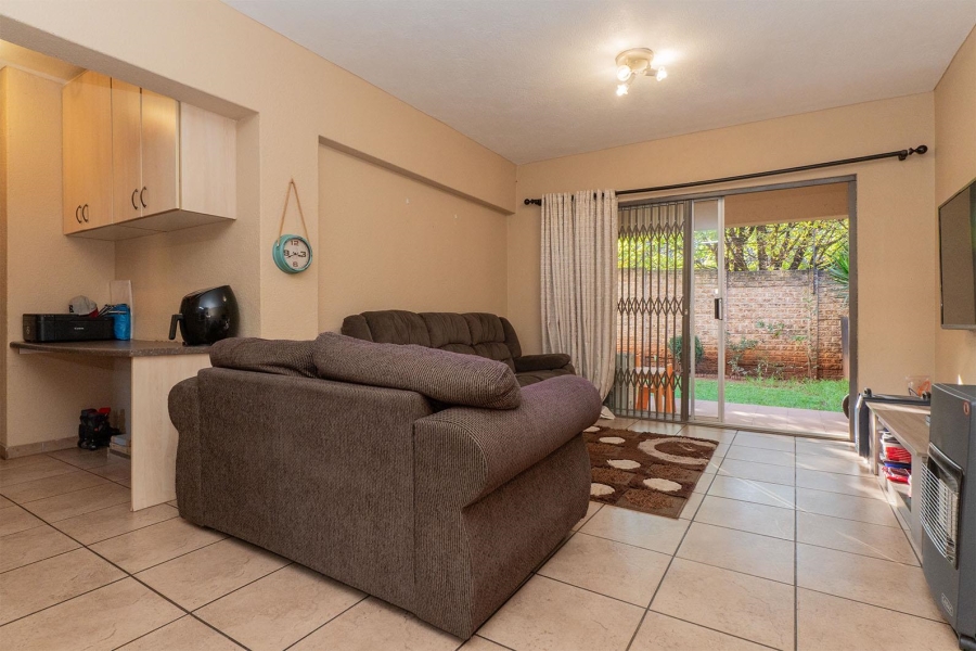 2 Bedroom Property for Sale in Pomona Gauteng