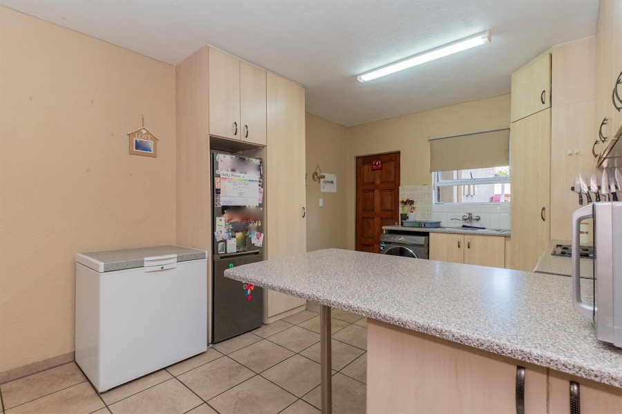 2 Bedroom Property for Sale in Pomona Gauteng