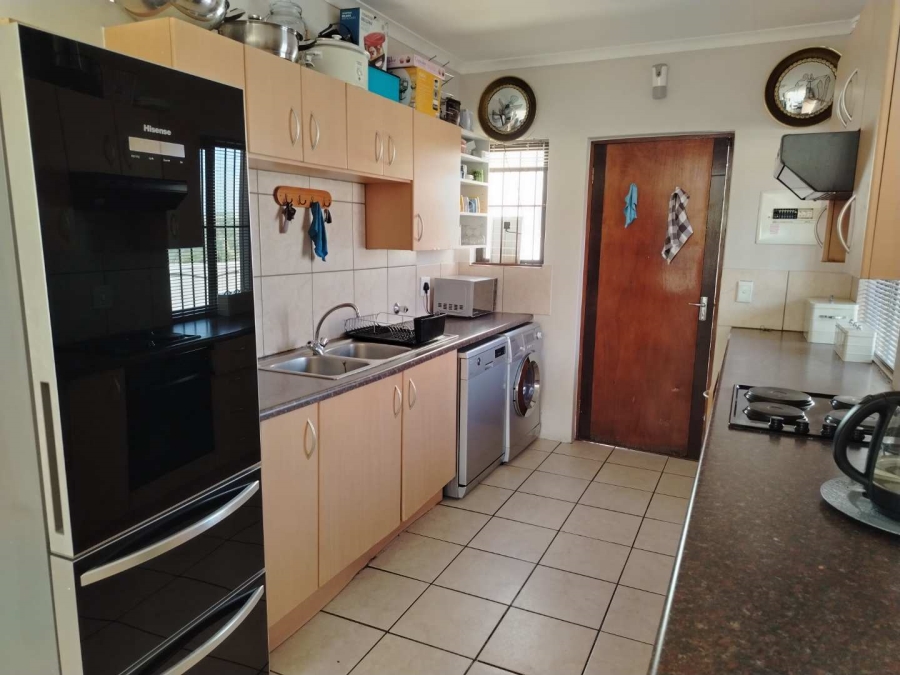 To Let 3 Bedroom Property for Rent in Suideroord Gauteng