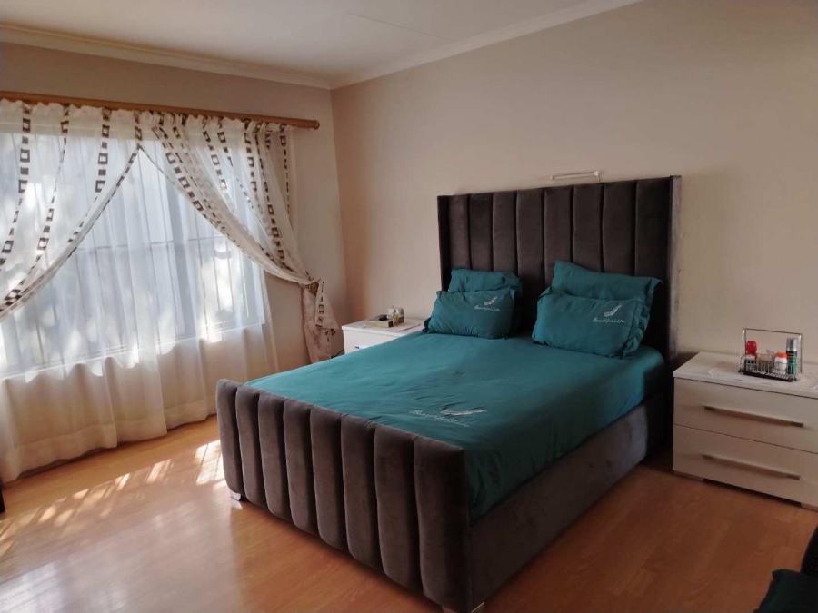 To Let 3 Bedroom Property for Rent in Suideroord Gauteng