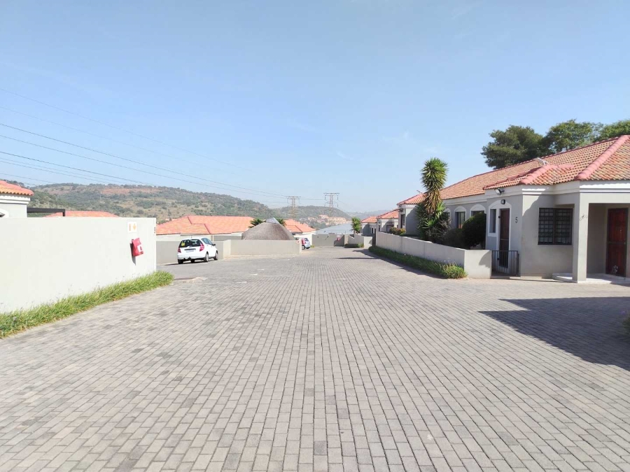 To Let 3 Bedroom Property for Rent in Suideroord Gauteng