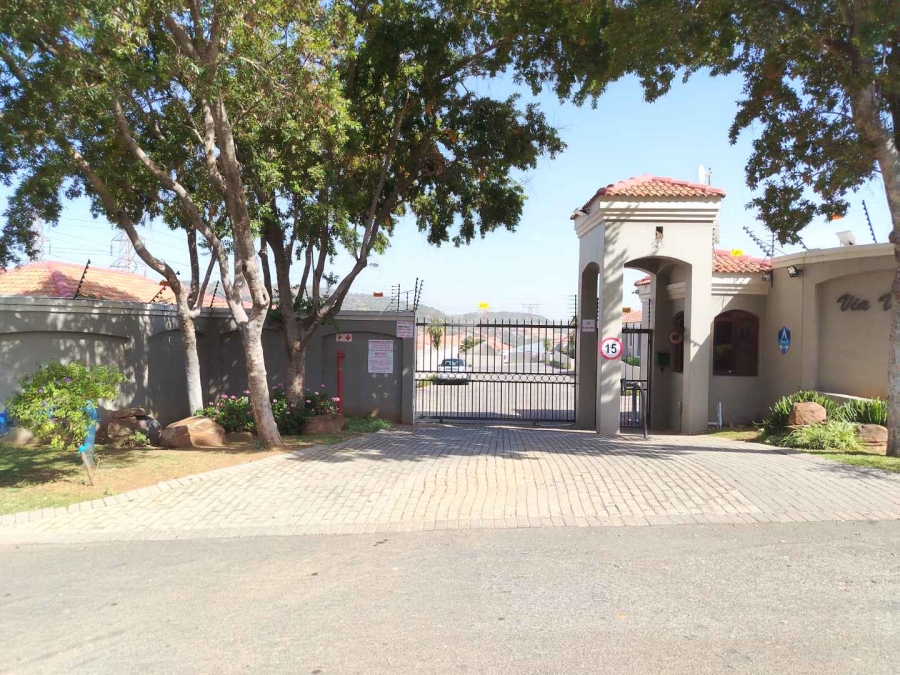 To Let 3 Bedroom Property for Rent in Suideroord Gauteng