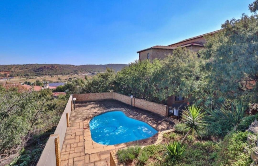 To Let 1 Bedroom Property for Rent in Mulbarton Gauteng