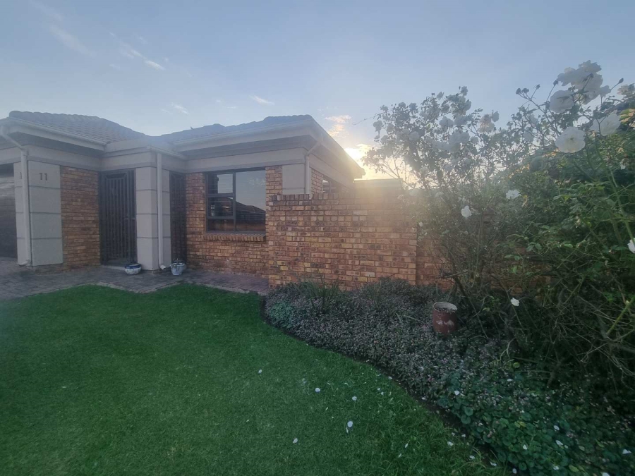 3 Bedroom Property for Sale in New Market Gauteng