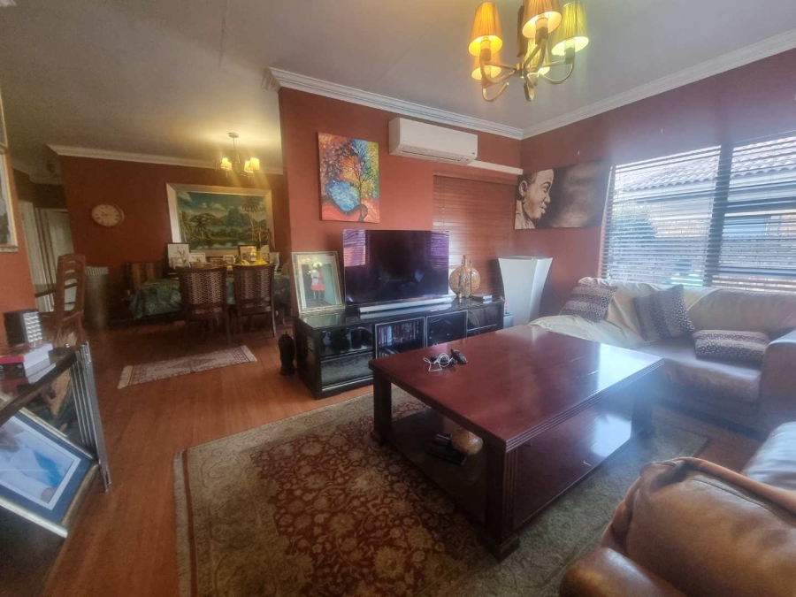 3 Bedroom Property for Sale in New Market Gauteng