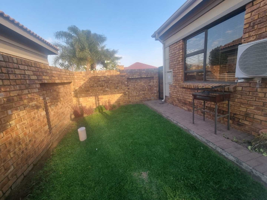 3 Bedroom Property for Sale in New Market Gauteng