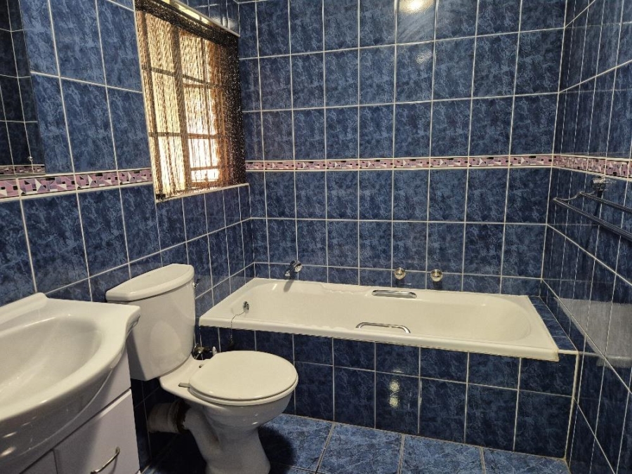 4 Bedroom Property for Sale in Sunward Park Gauteng
