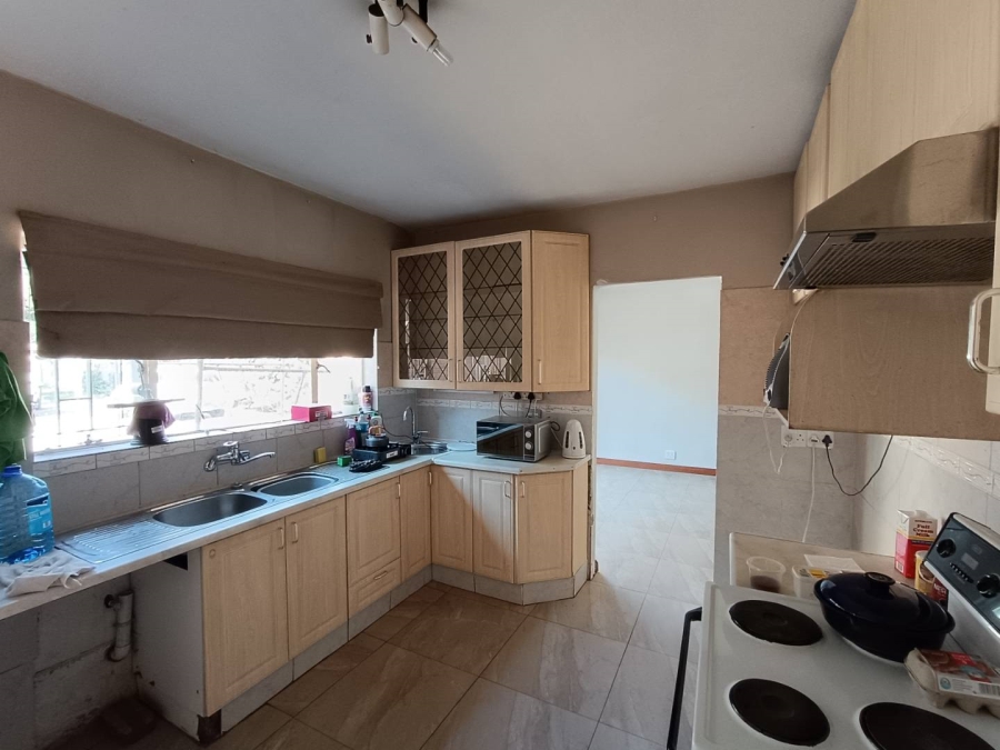 4 Bedroom Property for Sale in Wierda Park Gauteng