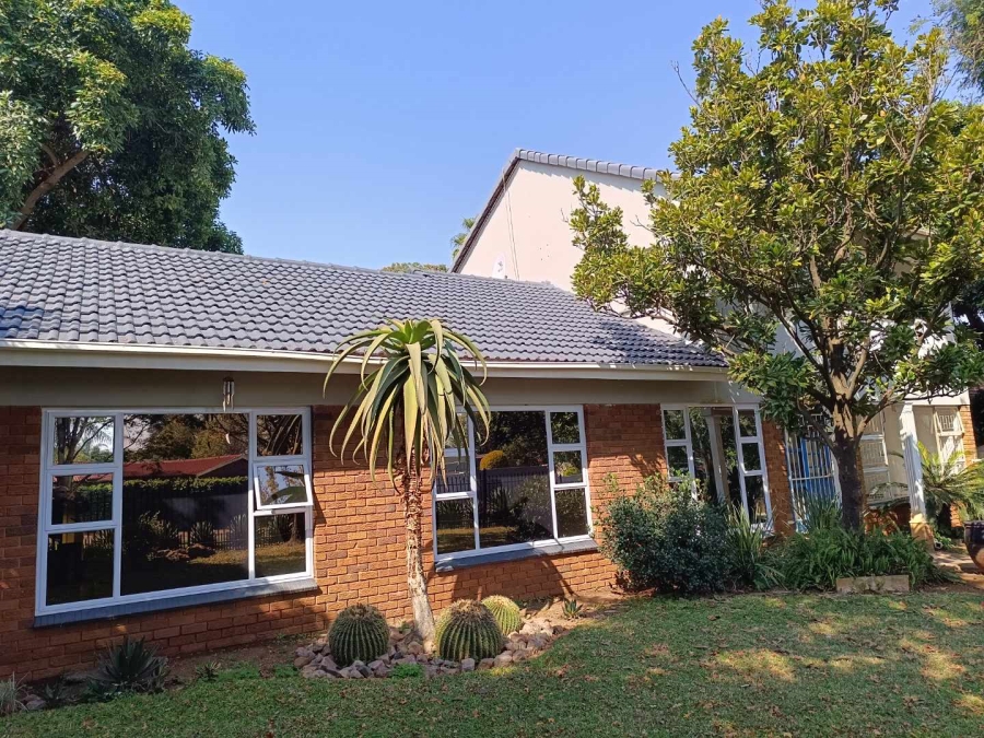 4 Bedroom Property for Sale in Wierda Park Gauteng