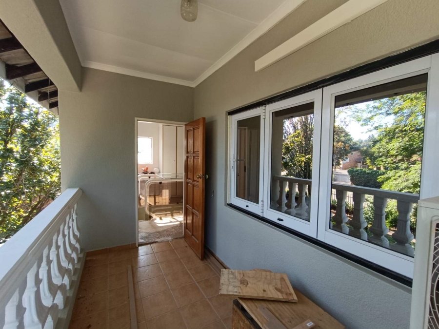 4 Bedroom Property for Sale in Wierda Park Gauteng