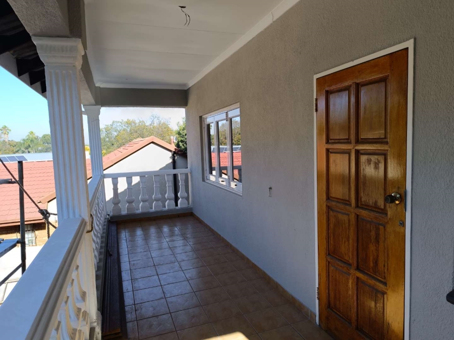 4 Bedroom Property for Sale in Wierda Park Gauteng