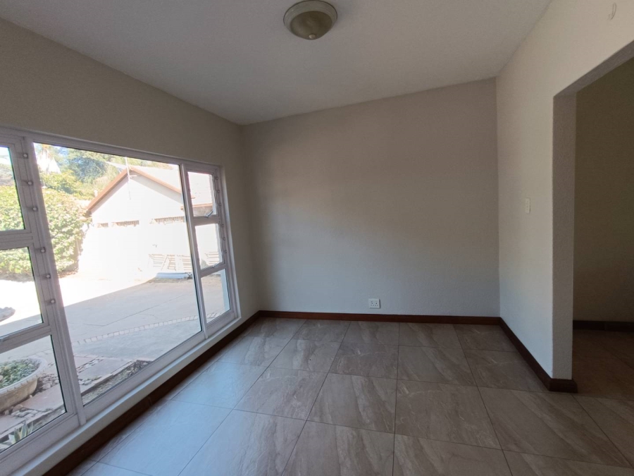 4 Bedroom Property for Sale in Wierda Park Gauteng