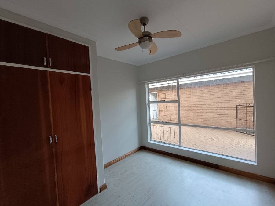 4 Bedroom Property for Sale in Wierda Park Gauteng