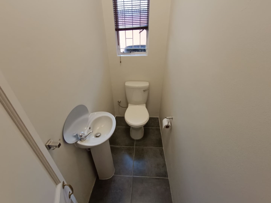 4 Bedroom Property for Sale in Wierda Park Gauteng