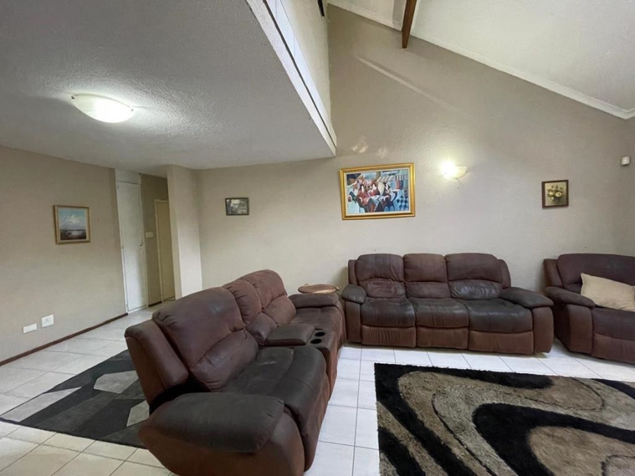 3 Bedroom Property for Sale in Strubensvallei Gauteng