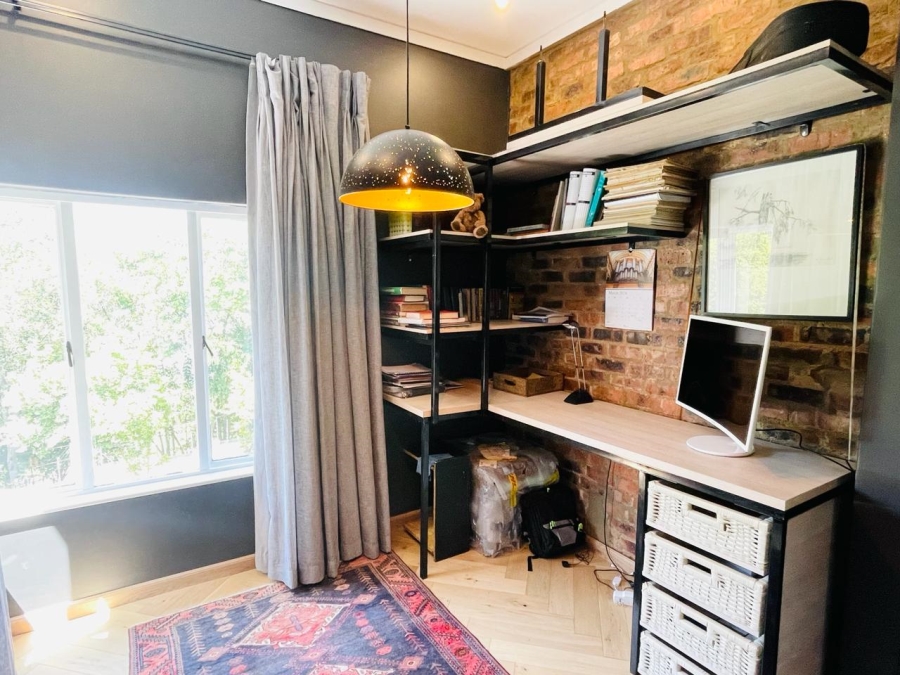 To Let 2 Bedroom Property for Rent in Melrose North Gauteng