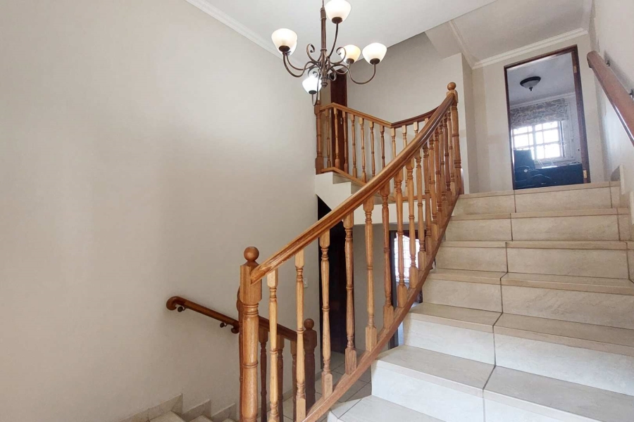 5 Bedroom Property for Sale in Rivonia Gauteng
