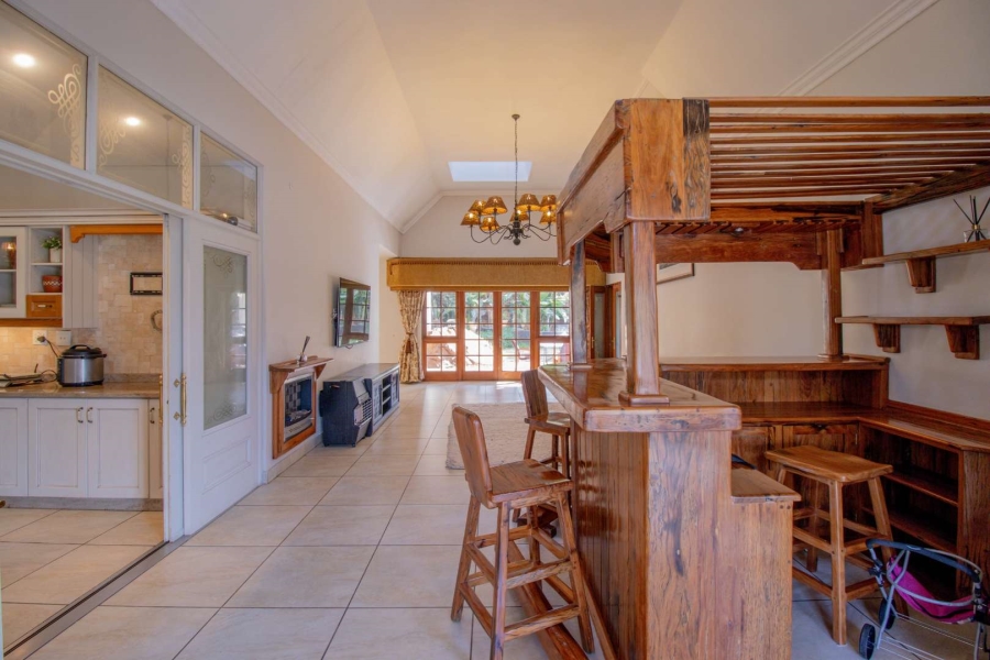 5 Bedroom Property for Sale in Rivonia Gauteng