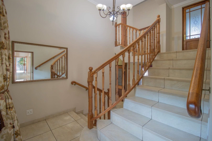 5 Bedroom Property for Sale in Rivonia Gauteng
