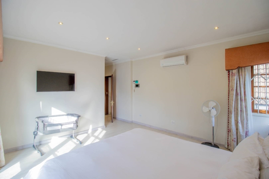 5 Bedroom Property for Sale in Rivonia Gauteng