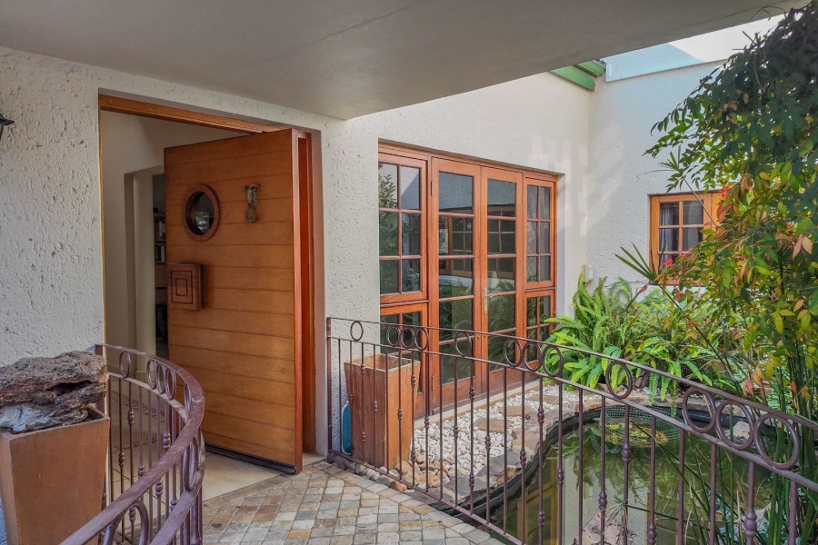 5 Bedroom Property for Sale in Rivonia Gauteng