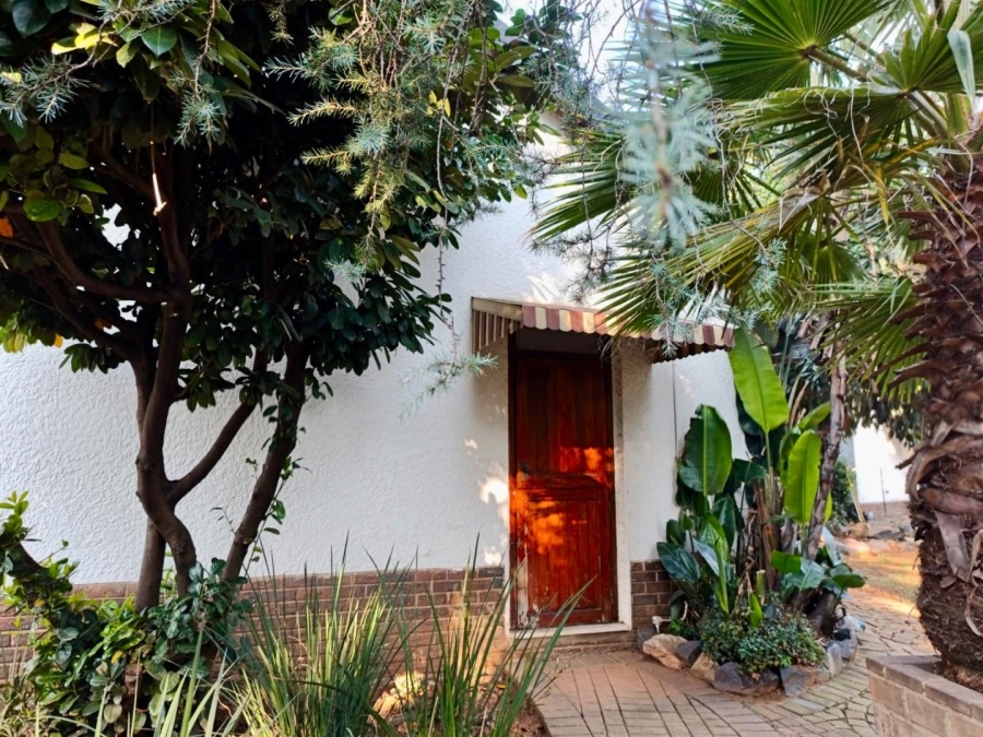 To Let 2 Bedroom Property for Rent in Linbro Park Gauteng