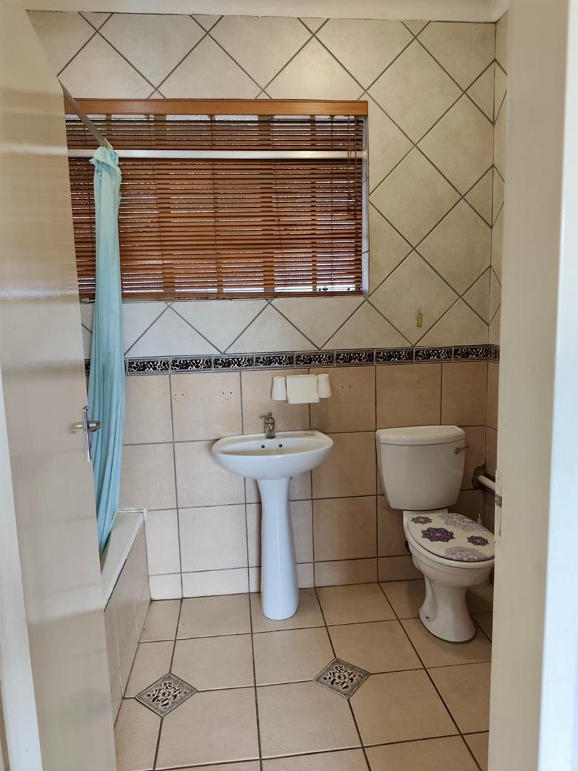 To Let 2 Bedroom Property for Rent in Linbro Park Gauteng