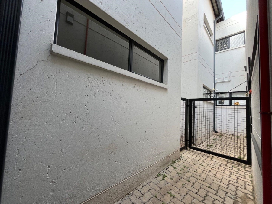 To Let 2 Bedroom Property for Rent in Rynfield A H Gauteng
