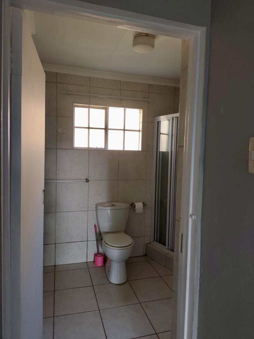 To Let 1 Bedroom Property for Rent in Linbro Park Gauteng