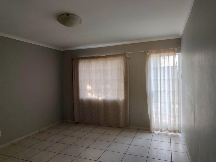 To Let 1 Bedroom Property for Rent in Linbro Park Gauteng