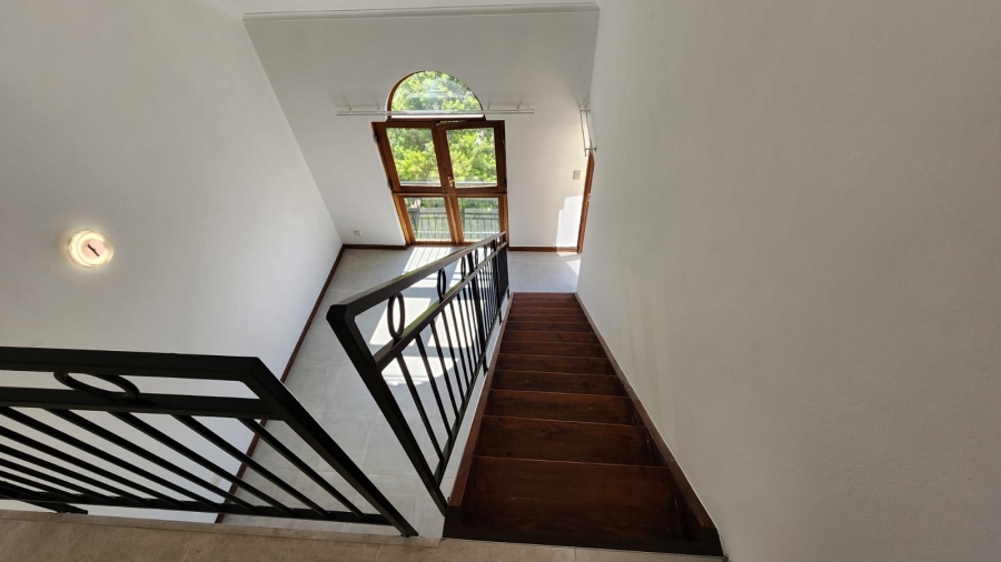 2 Bedroom Property for Sale in Bryanston Gauteng