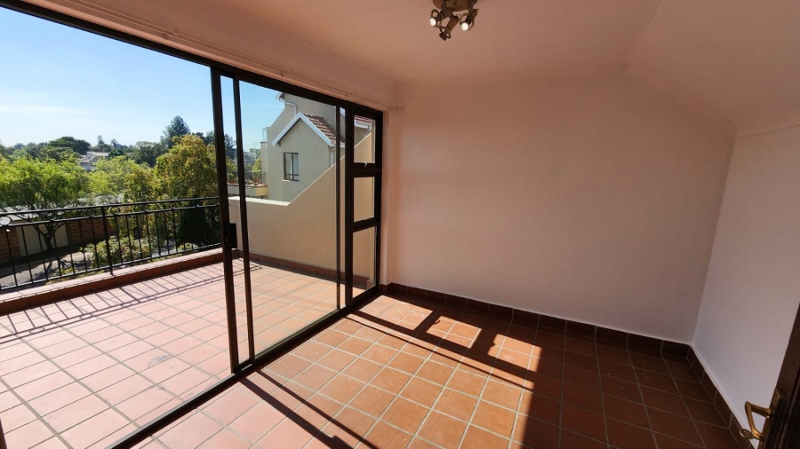 2 Bedroom Property for Sale in Bryanston Gauteng