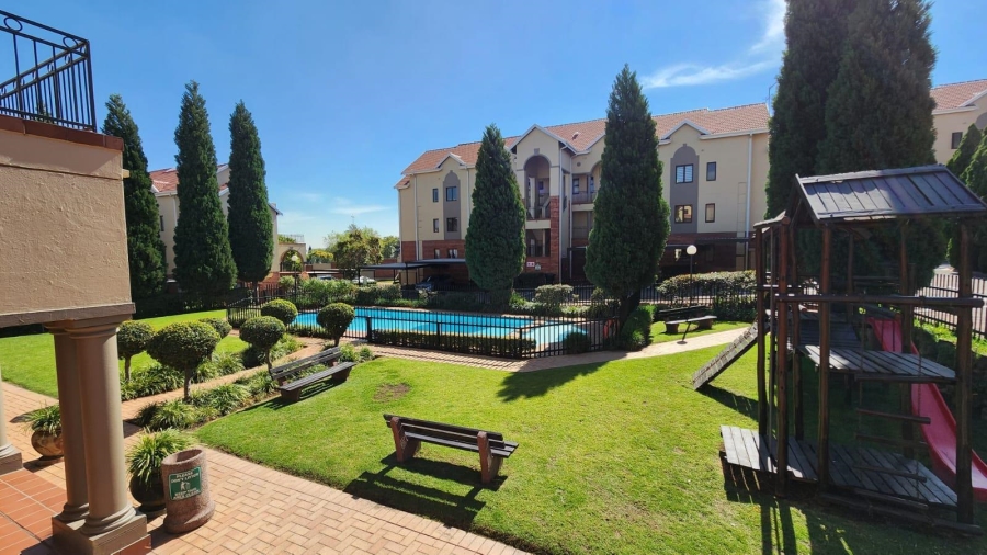 2 Bedroom Property for Sale in Bryanston Gauteng