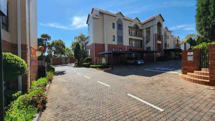 2 Bedroom Property for Sale in Bryanston Gauteng