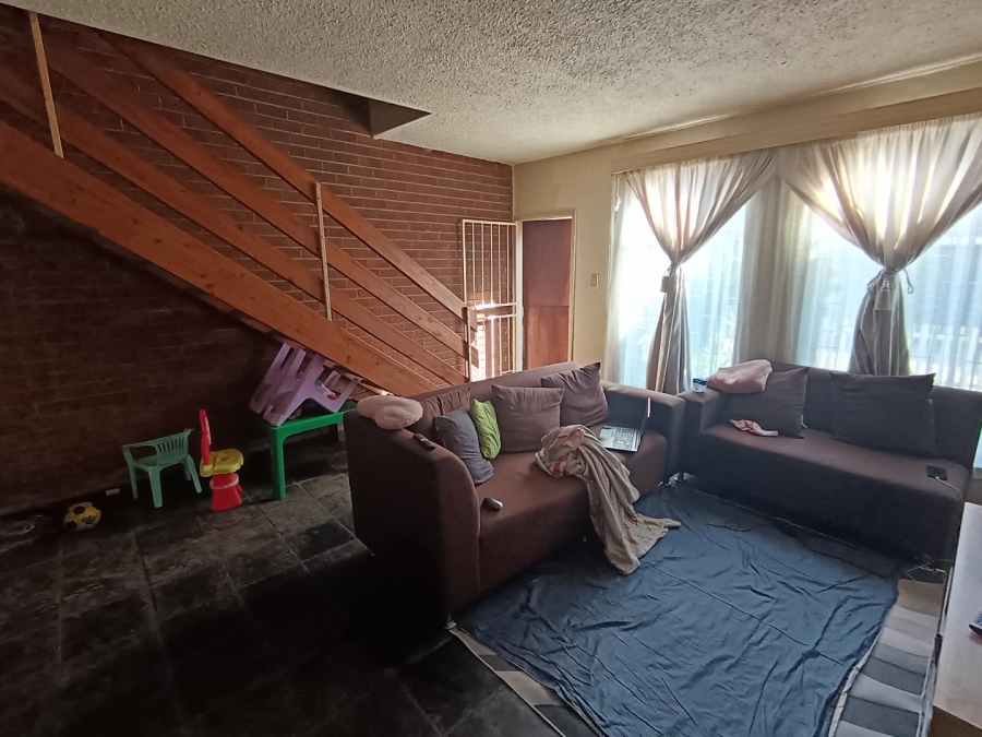2 Bedroom Property for Sale in Kilner Park Gauteng