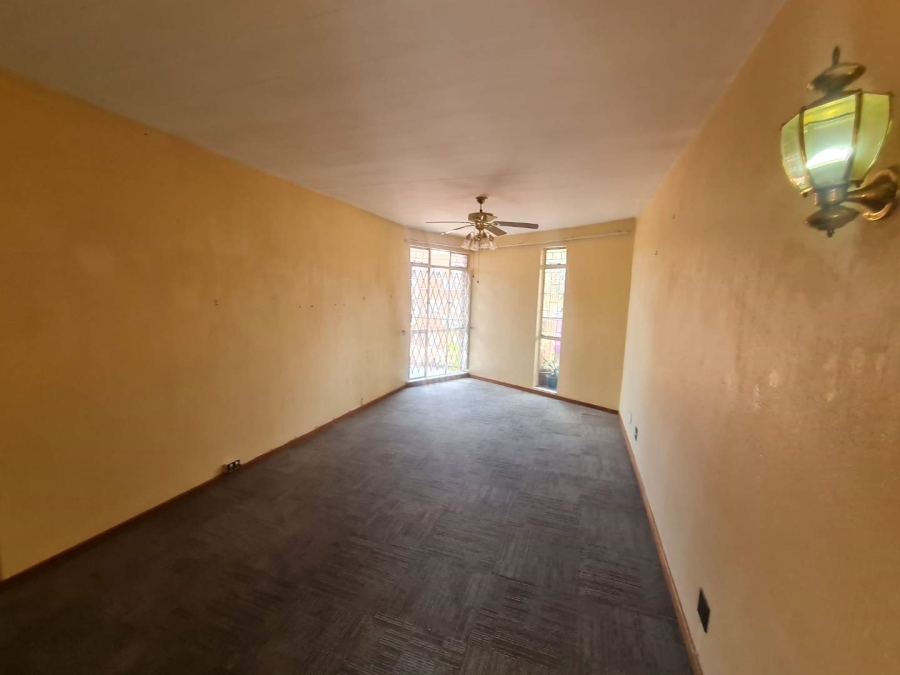 2 Bedroom Property for Sale in Pretoria Gardens Gauteng