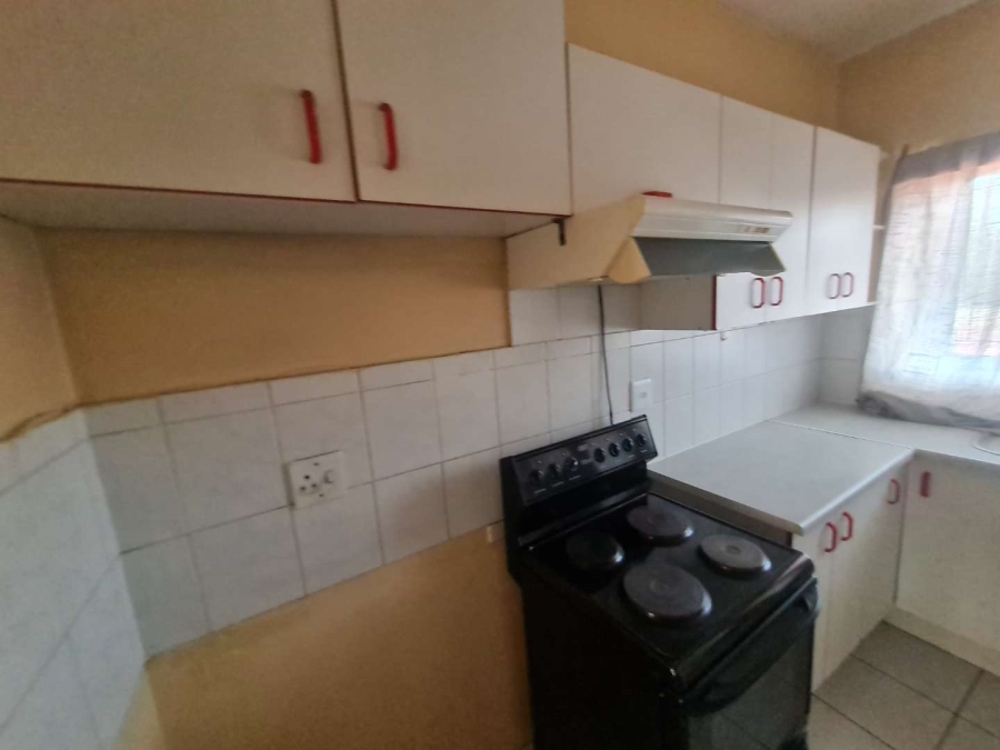 2 Bedroom Property for Sale in Pretoria Gardens Gauteng