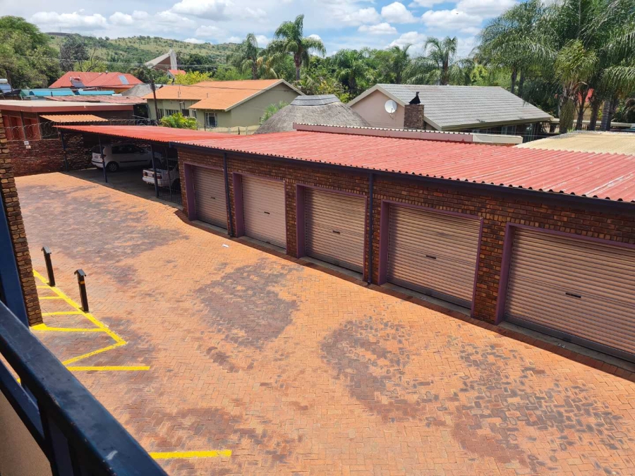 2 Bedroom Property for Sale in Pretoria Gardens Gauteng