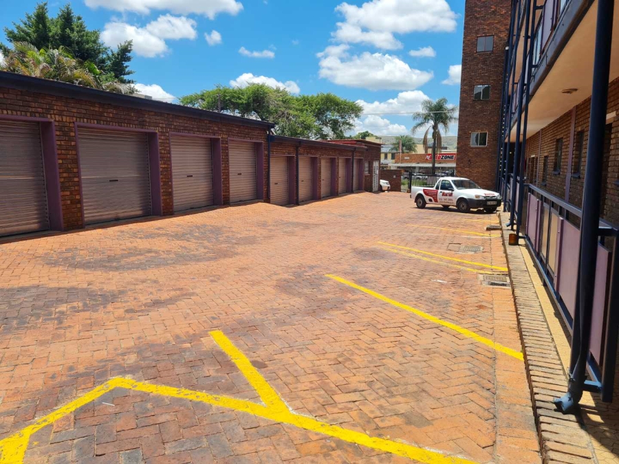 2 Bedroom Property for Sale in Pretoria Gardens Gauteng