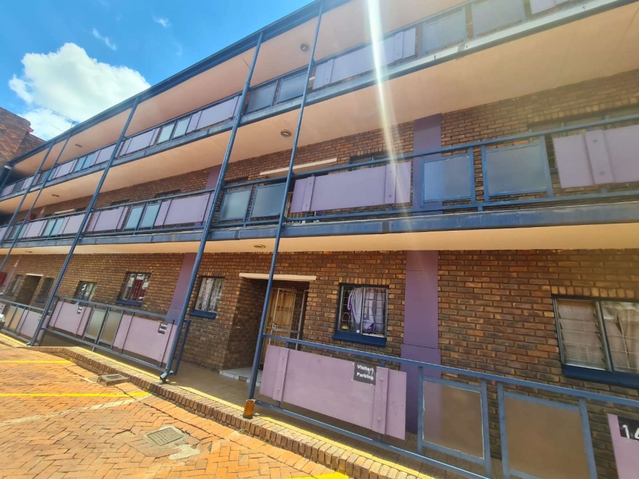 2 Bedroom Property for Sale in Pretoria Gardens Gauteng