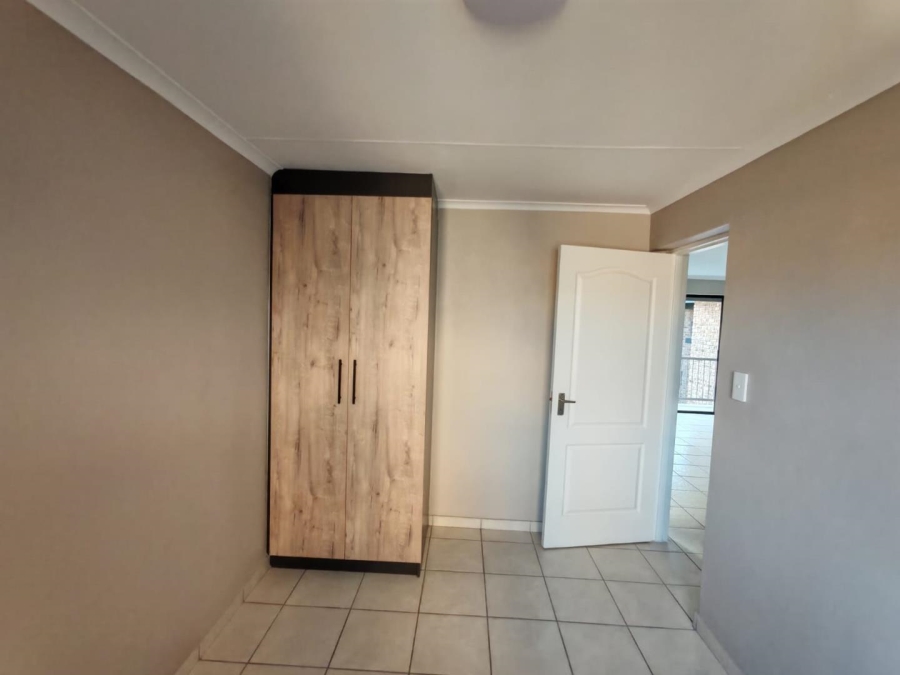 2 Bedroom Property for Sale in Cloverdene Gauteng