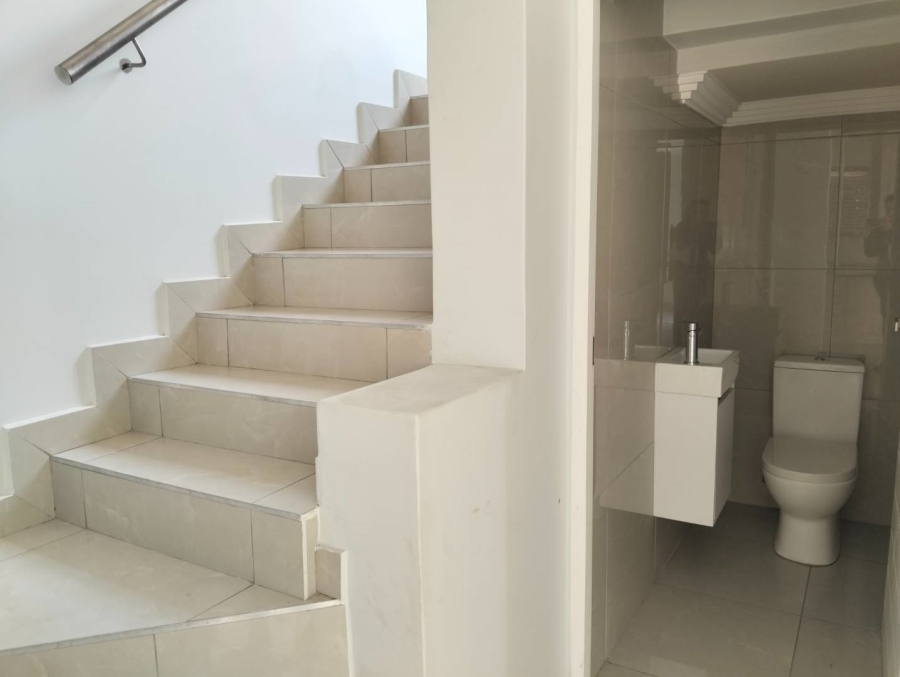 3 Bedroom Property for Sale in Elandshaven Gauteng