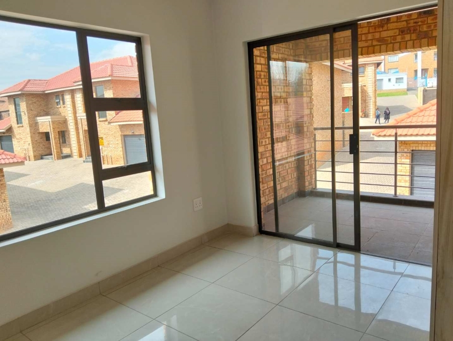 3 Bedroom Property for Sale in Elandshaven Gauteng