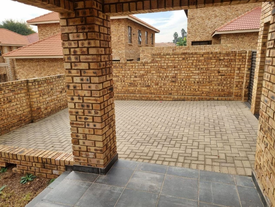 3 Bedroom Property for Sale in Elandshaven Gauteng