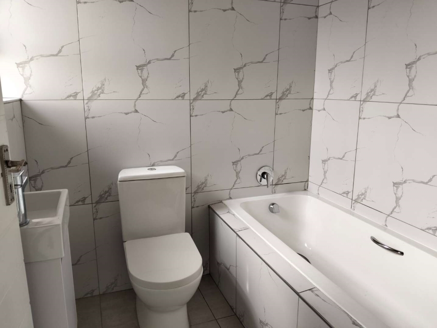 2 Bedroom Property for Sale in Elandshaven Gauteng