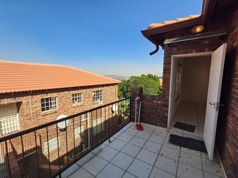2 Bedroom Property for Sale in Winchester Hills Gauteng