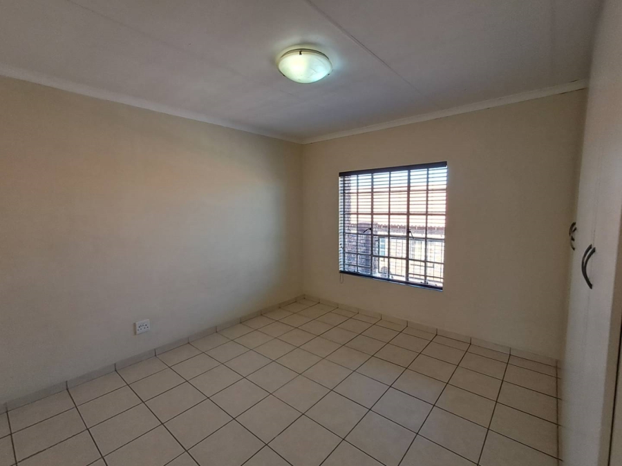 2 Bedroom Property for Sale in Winchester Hills Gauteng