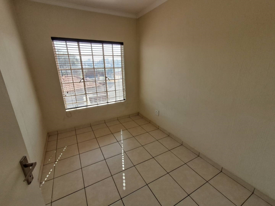 2 Bedroom Property for Sale in Winchester Hills Gauteng