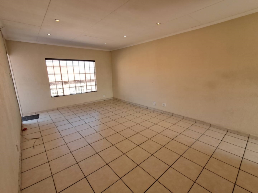 2 Bedroom Property for Sale in Winchester Hills Gauteng