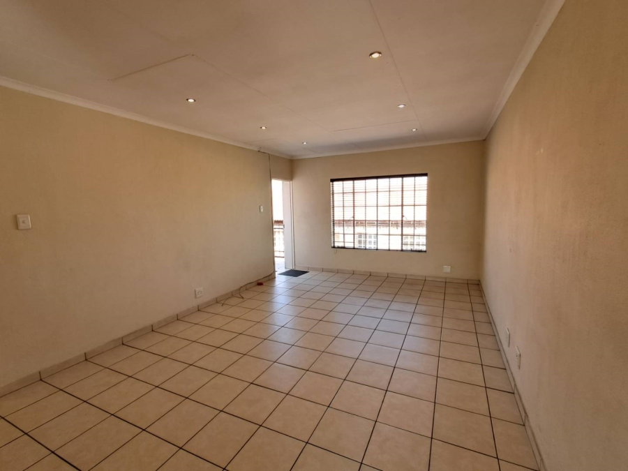 2 Bedroom Property for Sale in Winchester Hills Gauteng